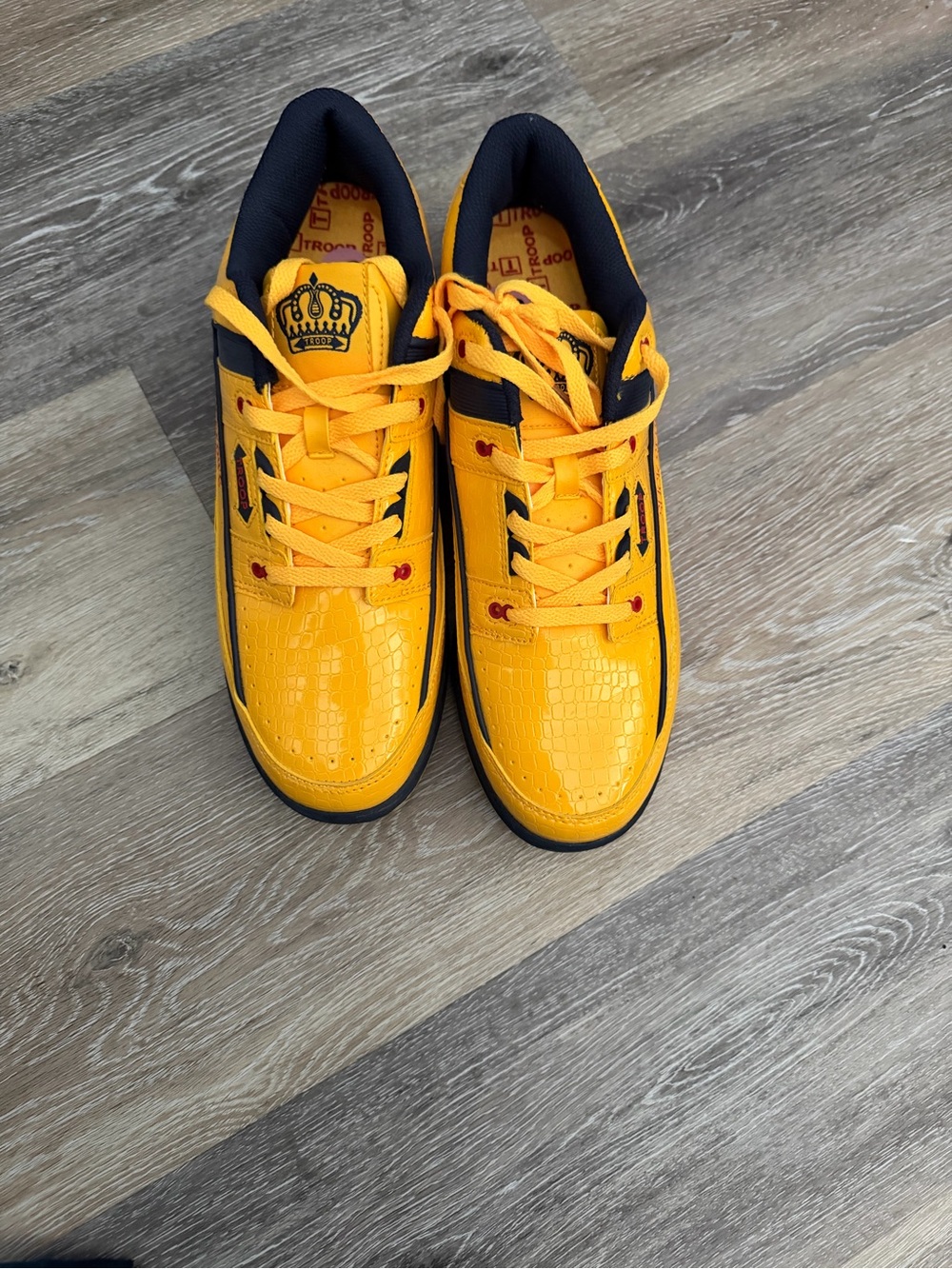 Men's Athletic Sneakers in Yellow with Navy Accents - Crown Logo